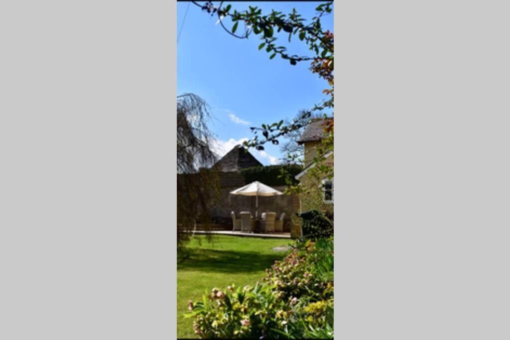 Cross Keys Cottage Holiday Let Bishop's Castle Exterior photo